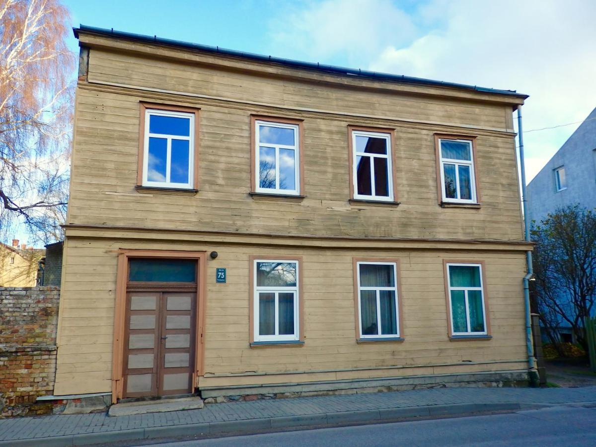 Uliha Apartamenti Liepaja Ngoại thất bức ảnh