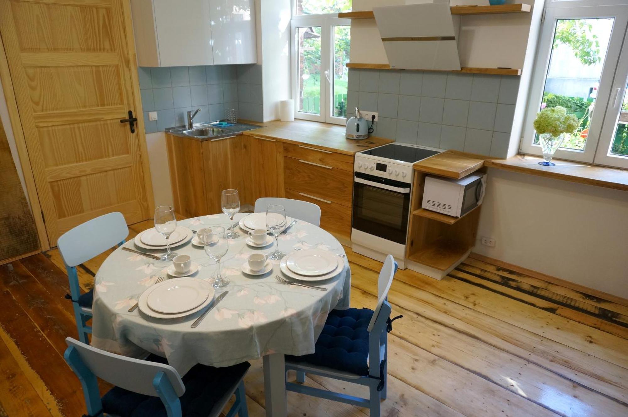 Uliha Apartamenti Liepaja Ngoại thất bức ảnh
